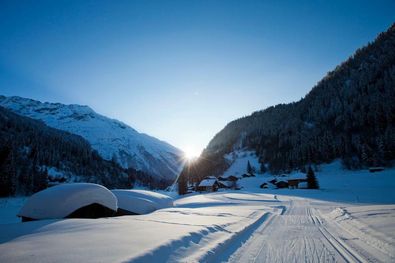 Gadmer Lodge - Dein Zuhause In Den Bergen Gadmen Exteriér fotografie