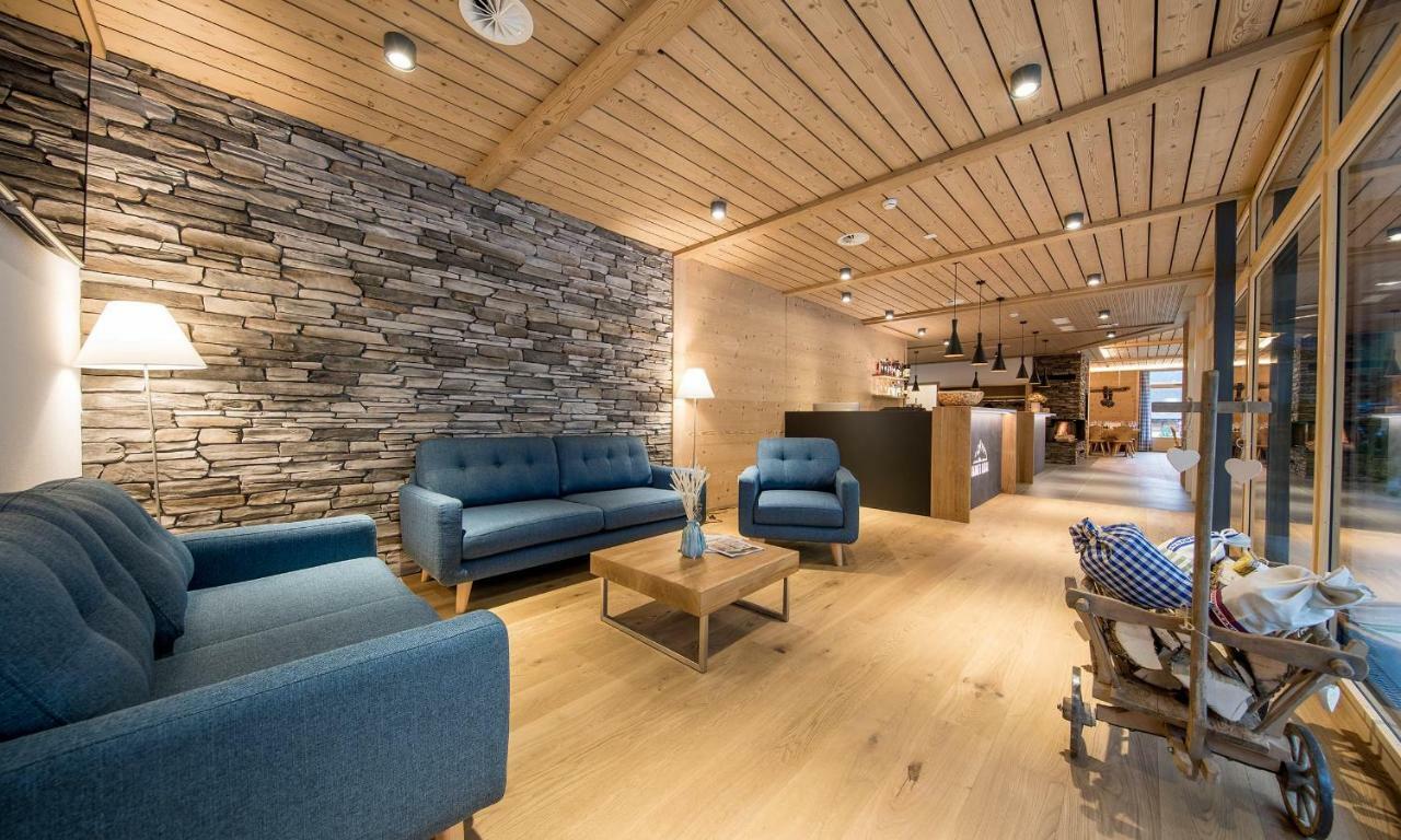 Gadmer Lodge - Dein Zuhause In Den Bergen Gadmen Exteriér fotografie