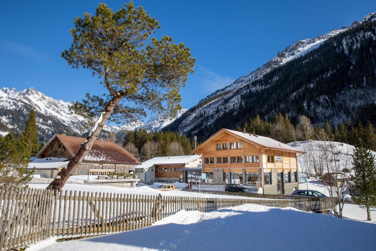 Gadmer Lodge - Dein Zuhause In Den Bergen Gadmen Exteriér fotografie