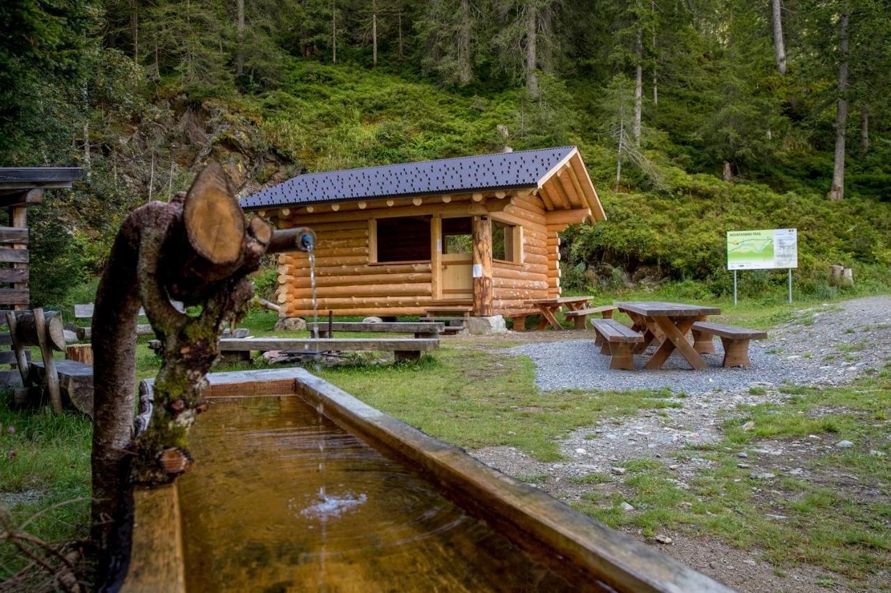 Gadmer Lodge - Dein Zuhause In Den Bergen Gadmen Exteriér fotografie
